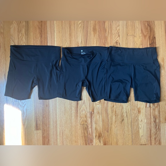 Three Pairs All in Motion 7” Black  Women’s Athletic Shorts Size Large - Picture 1 of 9